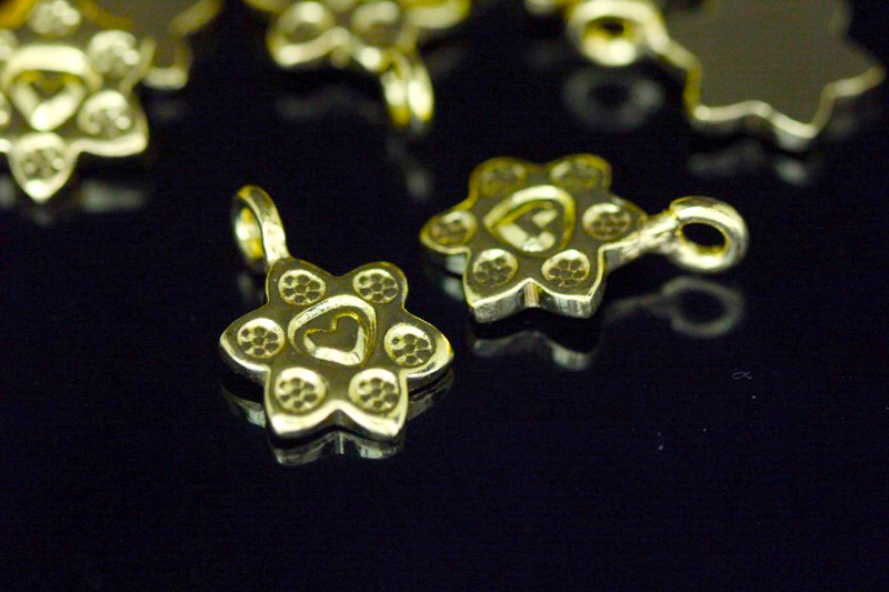 KG-143 Thai karen hill tribe silver 4 gold vermeil flower fancy charm