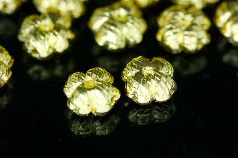 KG-377 Thai karen hill tribe silver 4 gold vermeil flower puffy bead