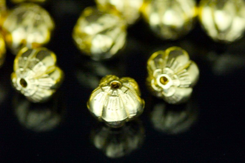 KG-378 Thai karen hill tribe silver 4 gold vermeil garlic shape puffy bead