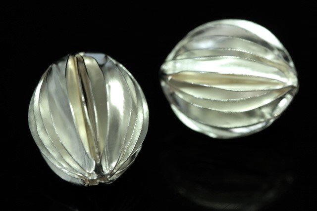 KO-012 Thai karen hill tribe silver 1 michelia flower bead