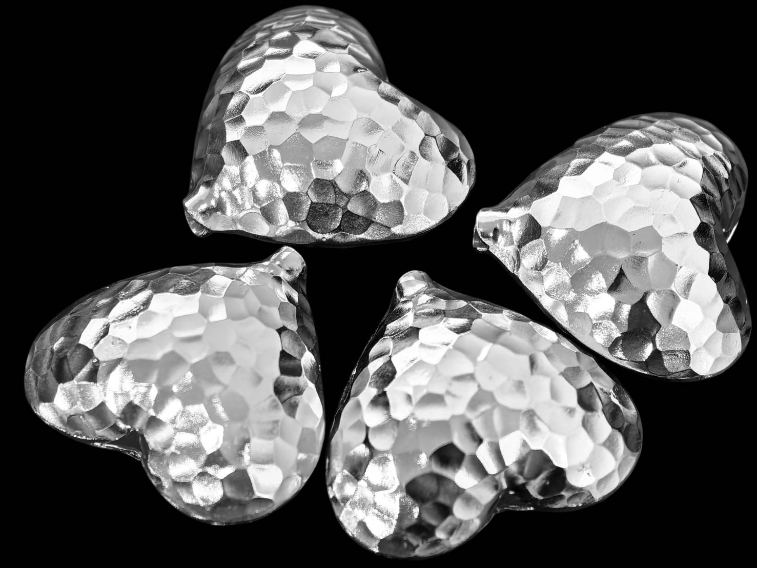 KB-011 Thai karen hill tribe handmade silver 1 hammered heart bead