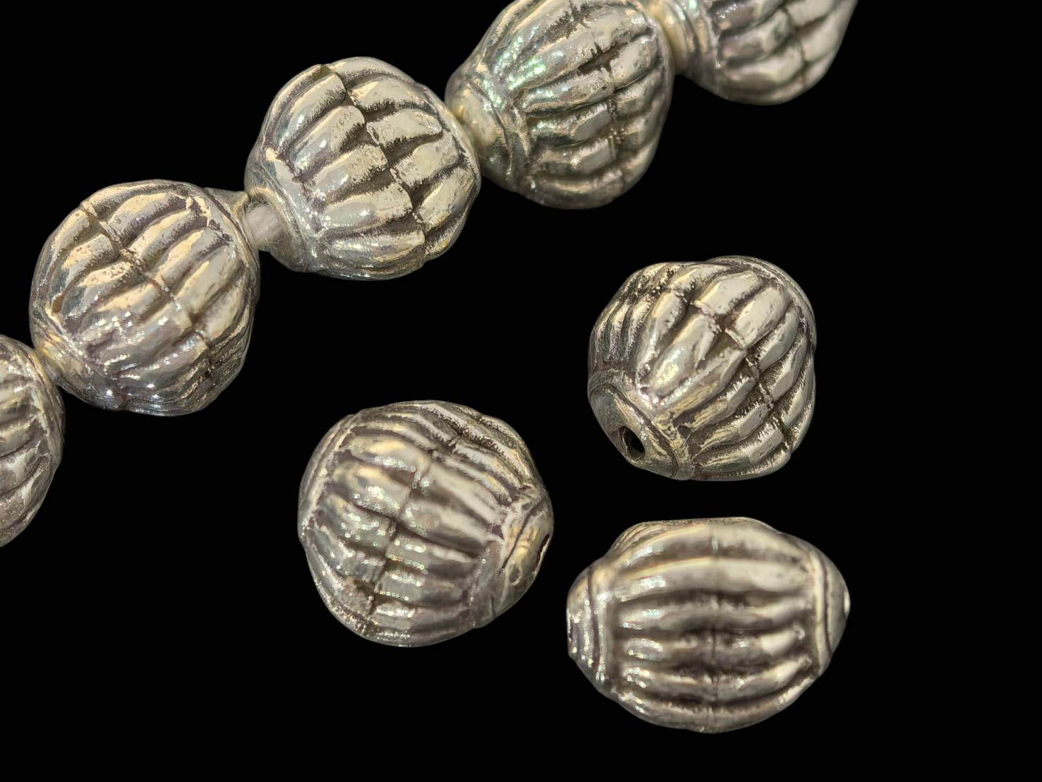 KV-049 thai karen hill tribe silver 4 fancy facet bead