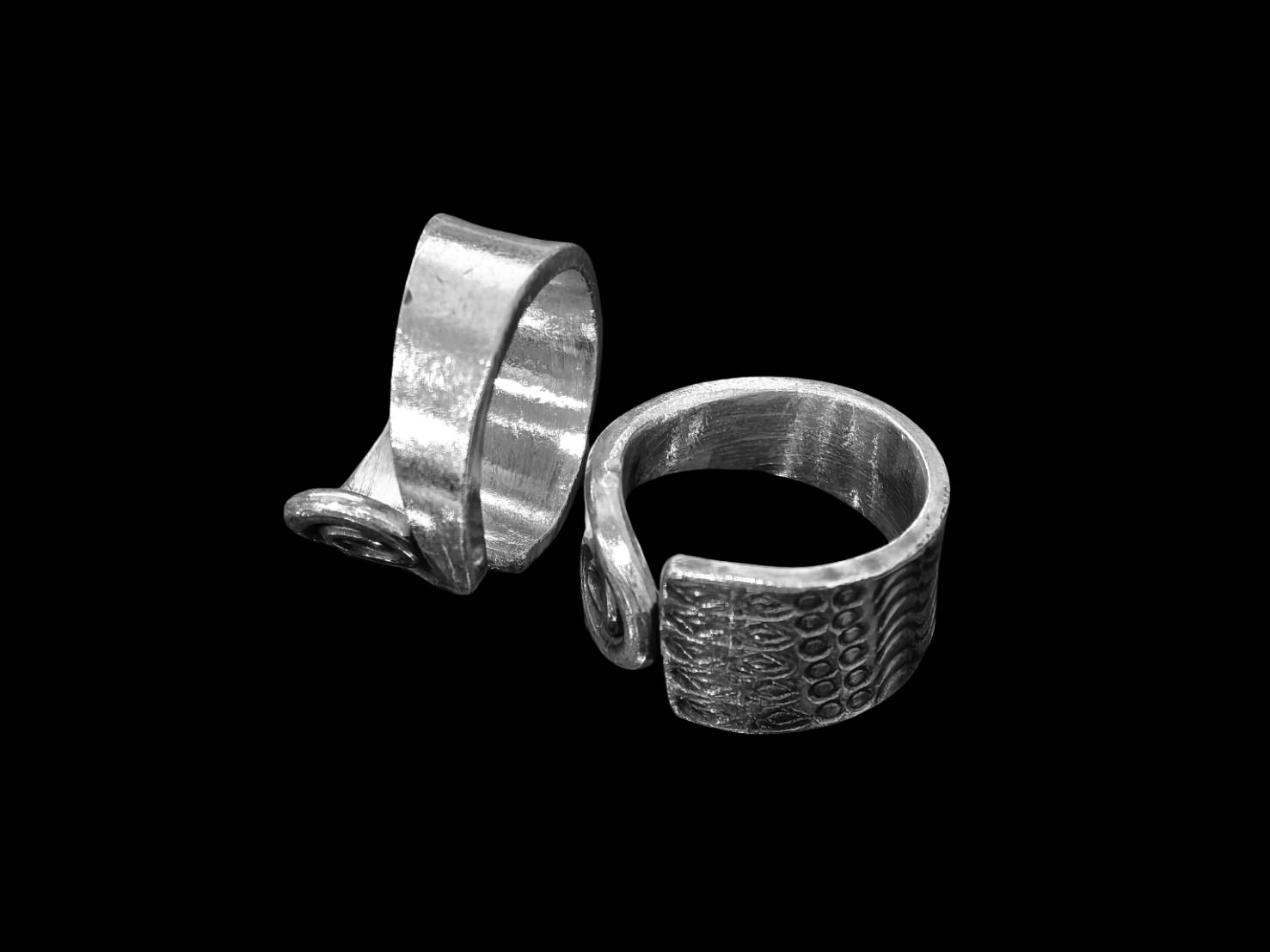 KY-028 Thai karen hill tribe handmade silver ring