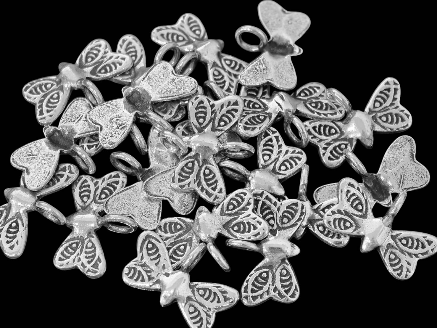 3KH-022 Thai karen hill tribe silver 6  butterfly charm