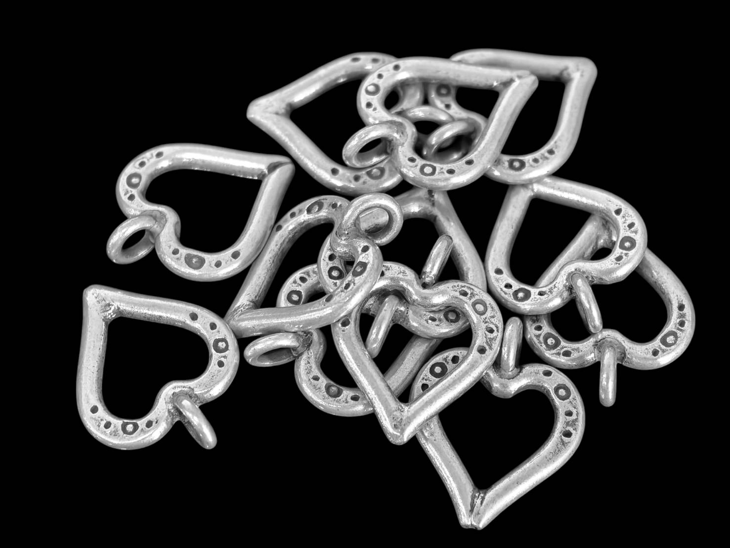 3KH-030 Thai karen hill tribe handmade silver 4 fancy heart charm