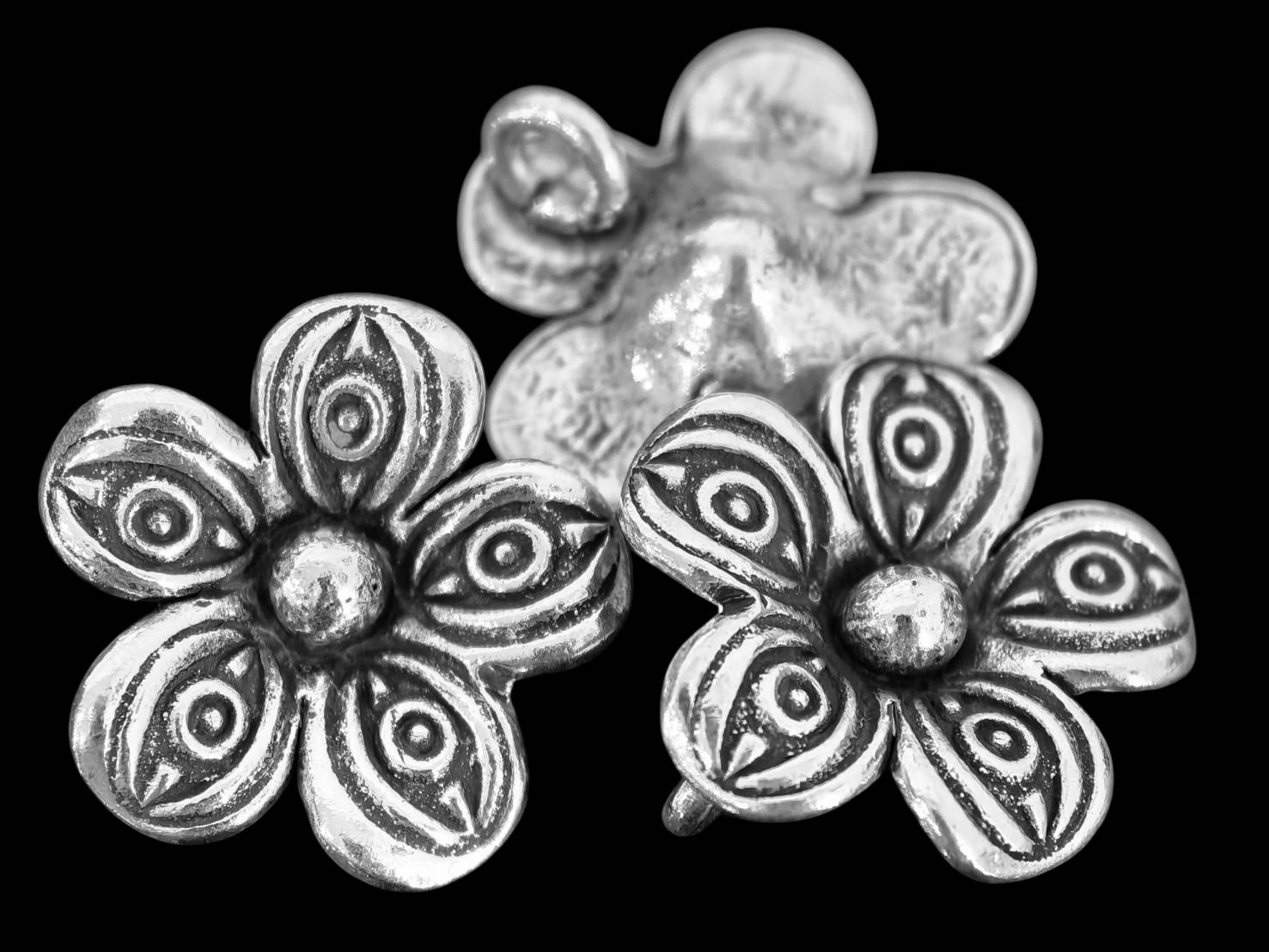 3KH-047 Thai karen hill tribe silver 2 flower print fancy charm