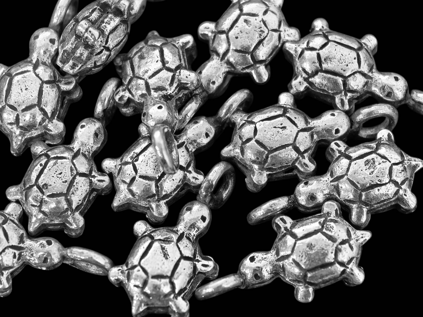 3KH-092 Thai karen hill tribe silver 2 turtle charm