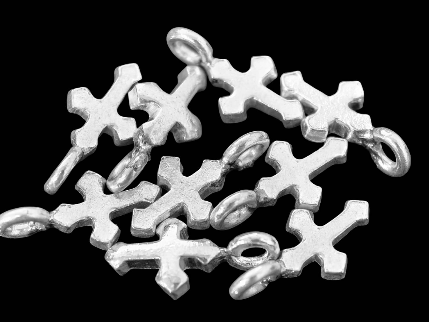 4KH-052 Thai karen hill tribe silver 6 cross charm