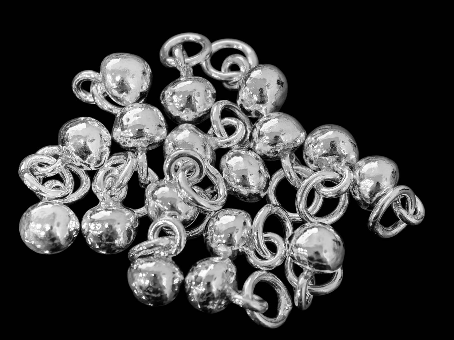 7KH-021 Thai karen hill tribe handmade silver 4 round ball charm