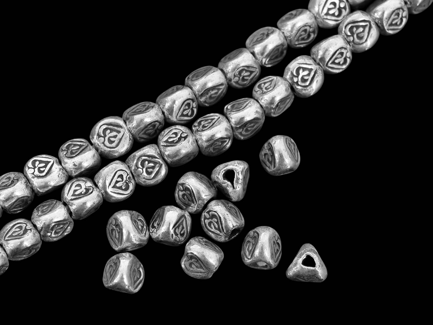 KE-002 Thai karen hill tribe handmade silver 10 eye print fancy bead