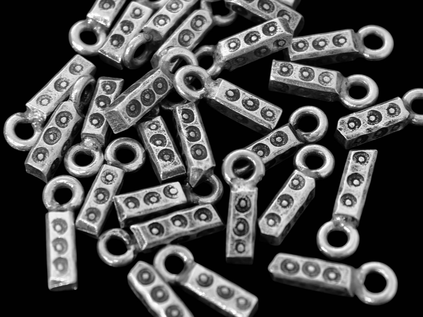 1KH-017 Thai karen hill tribe silver 8 fancy rectangle charms