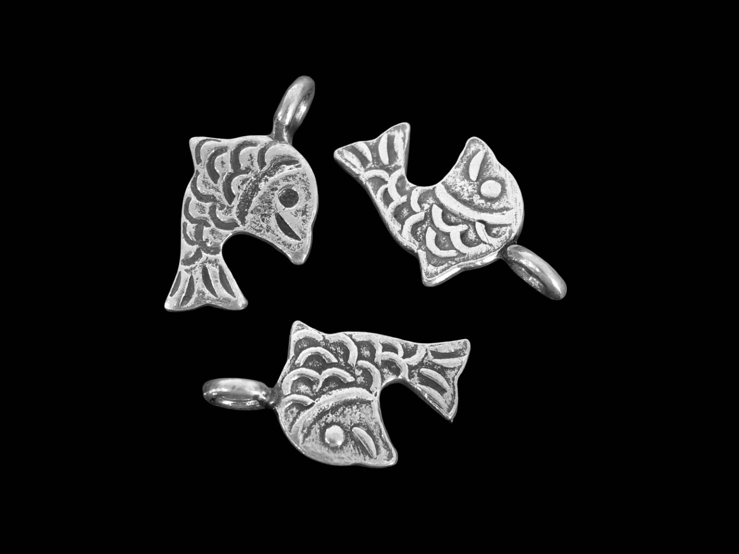 7KH-023 Thai karen hill tribe handmade silver 6 fish charm