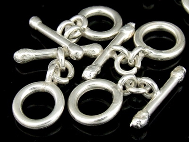 KR-016 Thai karen hill tribe handmade silver 3 small plain round toggle