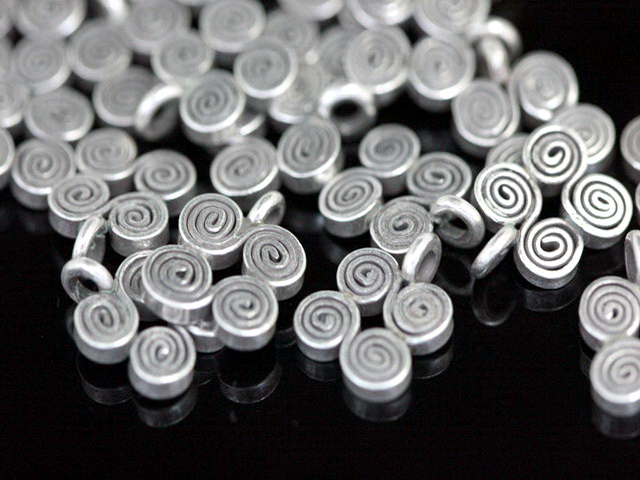 KF-015 thai karen hill tribe handmade silver 4 swirl flower charm