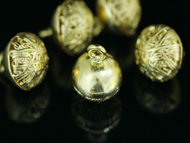 KG-225 Thai karen hill tribe silver 1 gold vermeil swirl round puffy charm