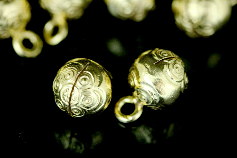 KG-624 Thai karen hill tribe silver 2 gold vermeil fancy round ball bell charm
