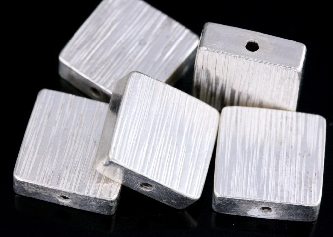 KV-052 Thai karen hill tribe handmade silver 1 line hammered scratch cylinder square shaped bead