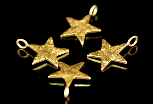 KG-068 thai karen hil tribes silver 4 gold vermeil die cut star shape charm 14.0 mm.