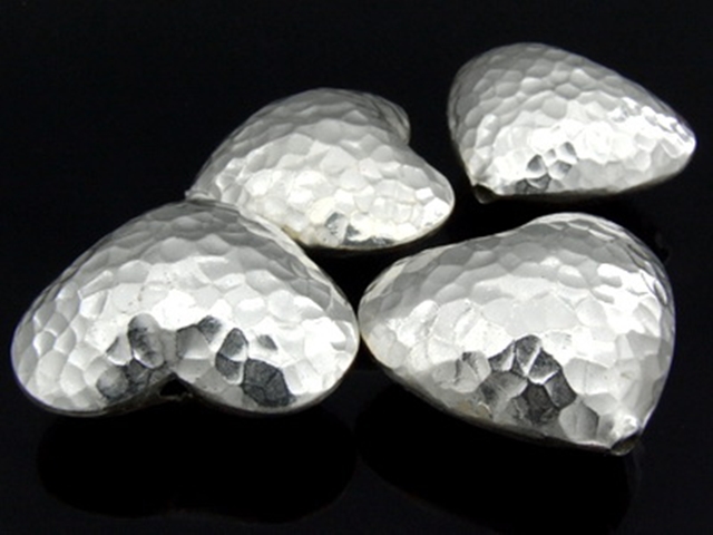 KB-003 Thai karen hill tribe handmade silver 1 hammered heart bead