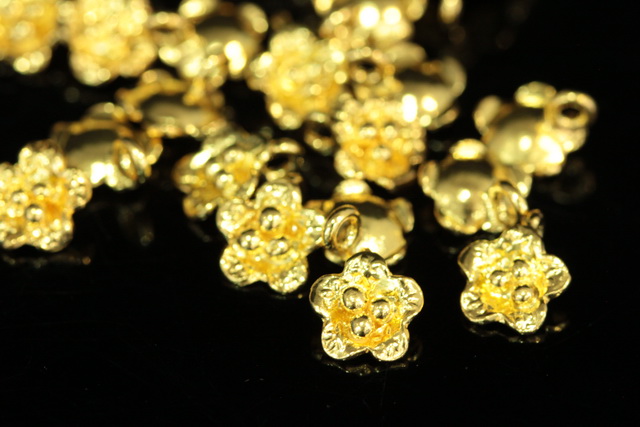 KG-007 thai karen hill handmade tribe silver 8 gold vermeil medium wild flower charm