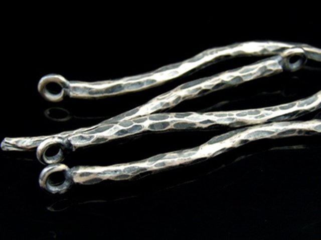 8KH-041 Thai karen hill tribe handmade silver 3 black&white hammered stick disc bead