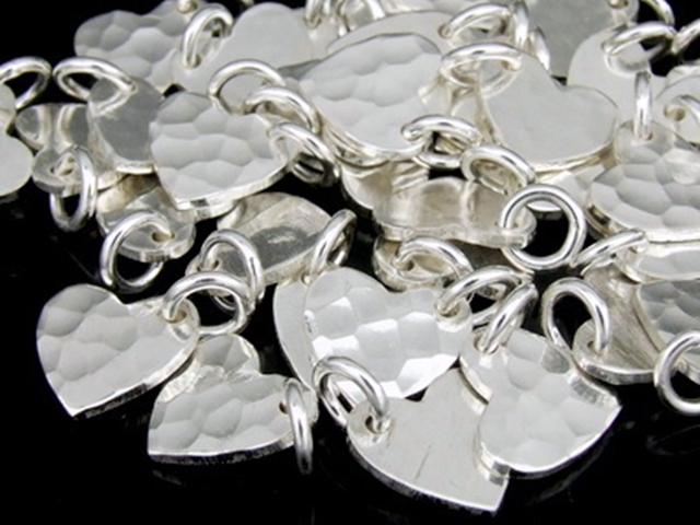 3KH-019 Thai karen hill tribe handmade silver 4 small hammered heart charm