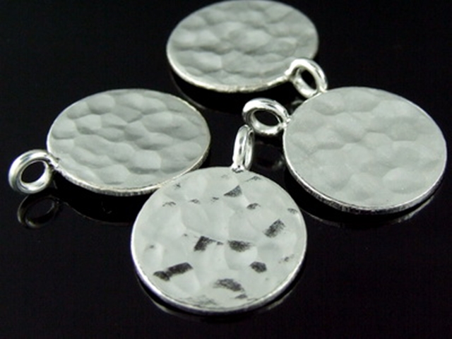 3KH-058 Thai karen hill tribe handmade silver 2 hammered round disc charm (double face)