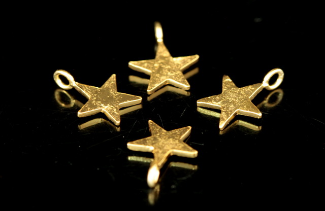 KG-129 thai karen hil tribes silver 8 gold vermeil die cut star shape charm 10.0 mm.