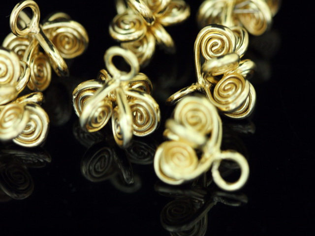 KG-314 Thai karen hill tribe silver 2 gold vermeil fancy flower charm