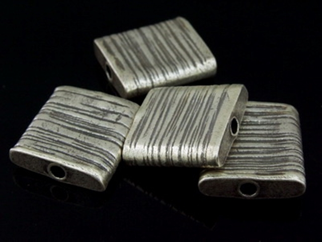 KI-051 Thai karen hill tribes handmade silver 2 scratch rectangular bead  