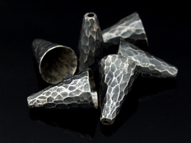 8KH-016 thai karen hill tribe handemade silver white 2 black & white hammered cone cap