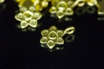 KG-143 Thai karen hill tribe silver 4 gold vermeil flower fancy charm