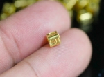 KG-260 Thai karen hill tribe silver 8 gold vermeil fancy print cube bead