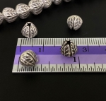 KE-001 Thai karen hill tribe silver 6 leaf print bead