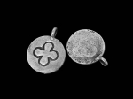 3KH-033 Thai karen hill tribe handmade silver 2 flower print round charm