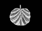 5KH-038 Thai karen hill tribe silver 1 fancy leaf round shape charm