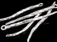 2KH-018 Thai karen hill tribe handmade silver 2 bend bar charm