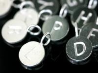 3KH-089 Thai karen hill tribe handemade silver white 6 initial stamp round charm