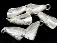 7KH-004 Thai karen hill tribe handmdade silver 3 scratch curve petal charm