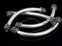 KS-054 Thai karen hill tribe handmade silver 1 black fancy curved tube bead