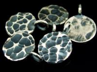 8KH-062 Thai karen hill handmade silver 2 black&white hammered round charm