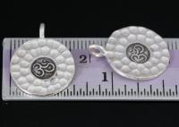 1KH-012 Thai karen hill tribe handmade silver 3 Om sign round disc charm 