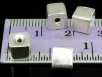 KV-021 Thai karen hill tribe handmade silver 2 small plain cube bead 
