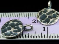 8KH-062 Thai karen hill handmade silver 2 black&white hammered round charm