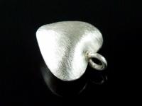 7KH-041 Thai karen hill tribe handmade silver 4 brush puffy heart charm