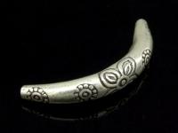 KS-015 Thai karen hill tribe handmade silver 1 flower print curved tube bead 