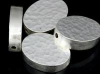 KV-010 Thai karen hill tribe hanamade silver 1 line hammered scratch cylinder oval shaped bead