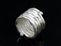 KY-013 Thai karen hill tribe handmade silver swirl hammered wire ring