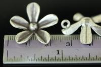 5KH-043 thai karen hill tribe silver 1 flower charm