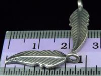 8KH-083 thai karen hill tribe handmade silver 4 black & white feaher shaped charm